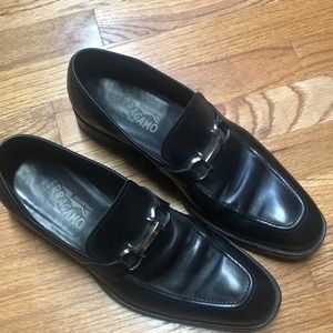 Salvatore Ferragamo black loafers size 10 Great condition